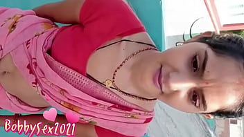 Indian step sister gets fucked by stepbrother in solo video